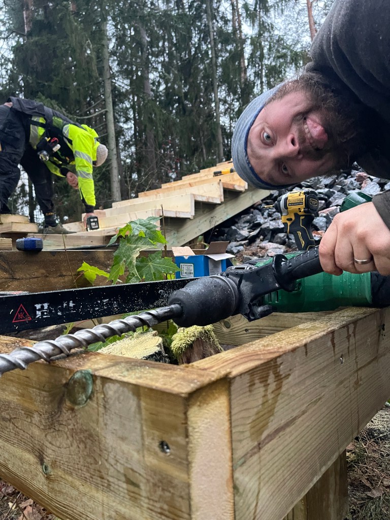 Terassit.net timpurit töissä rakennustyöt naantali